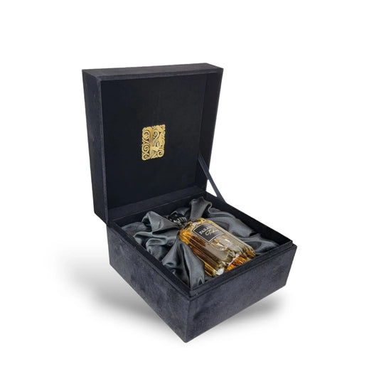 Französisches Avenue Paradox Tribute Eau de Parfum Flasche mit 100ml, elegantes Parfum-Design, französische Duftkreation